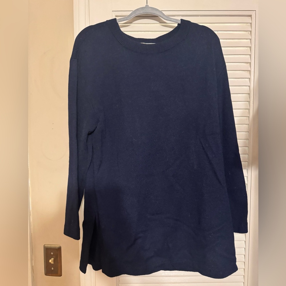 St. John Navy Blue Women's Sweater